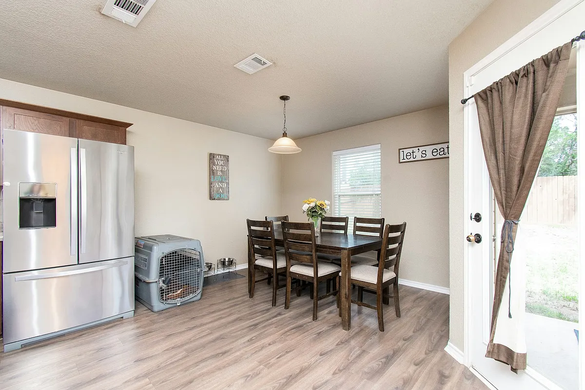 Building Photo - 6506 Castle Gap Dr