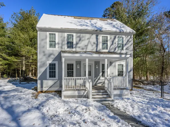 173 Main Street, Mashpee, MA 02649