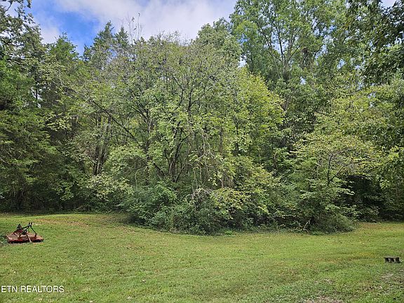 2nd image of Stock Creek Rd