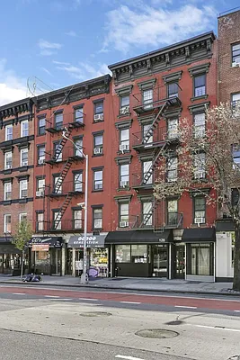 Rented by REAL New York | media 11