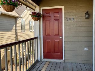 309 Waters Edge Ln, Madison, AL 35758