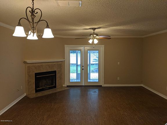 4th image of 8529 Sturbridge Cir W