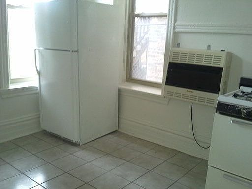2nd image of 3203 W Armitage Ave APT 1R