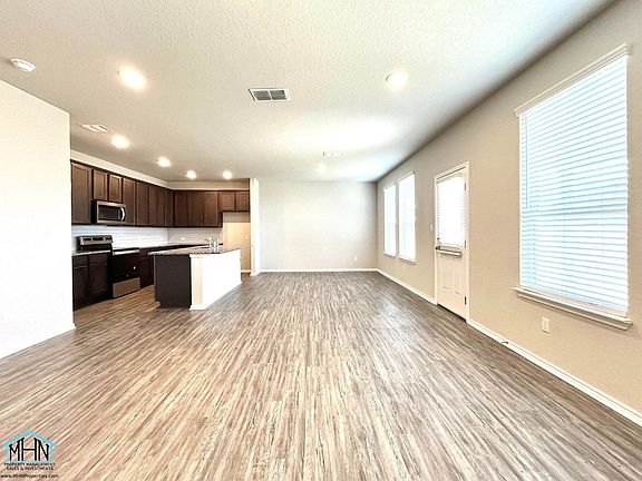 4th image of 7810 Abbey Pl