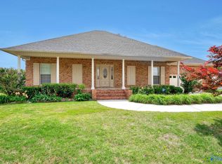 14018 Camden Cir SE, Huntsville, AL 35803