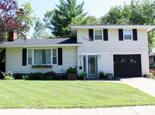 252 W 22nd St, Holland, MI 49423