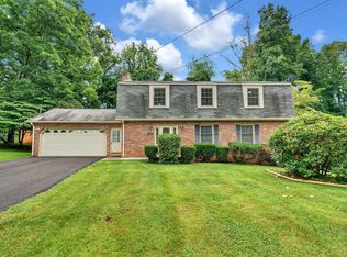14308 Heather Dr, Bristol, VA 24202