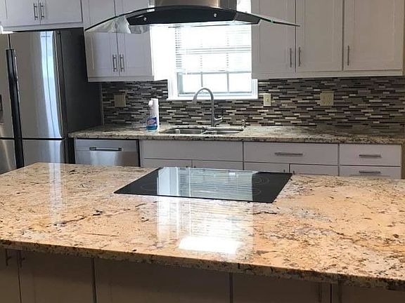 5th image of 211 Nova Scotia Dr