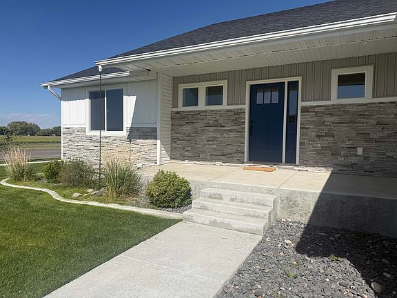 3rd image of 5038 Cassie Dr