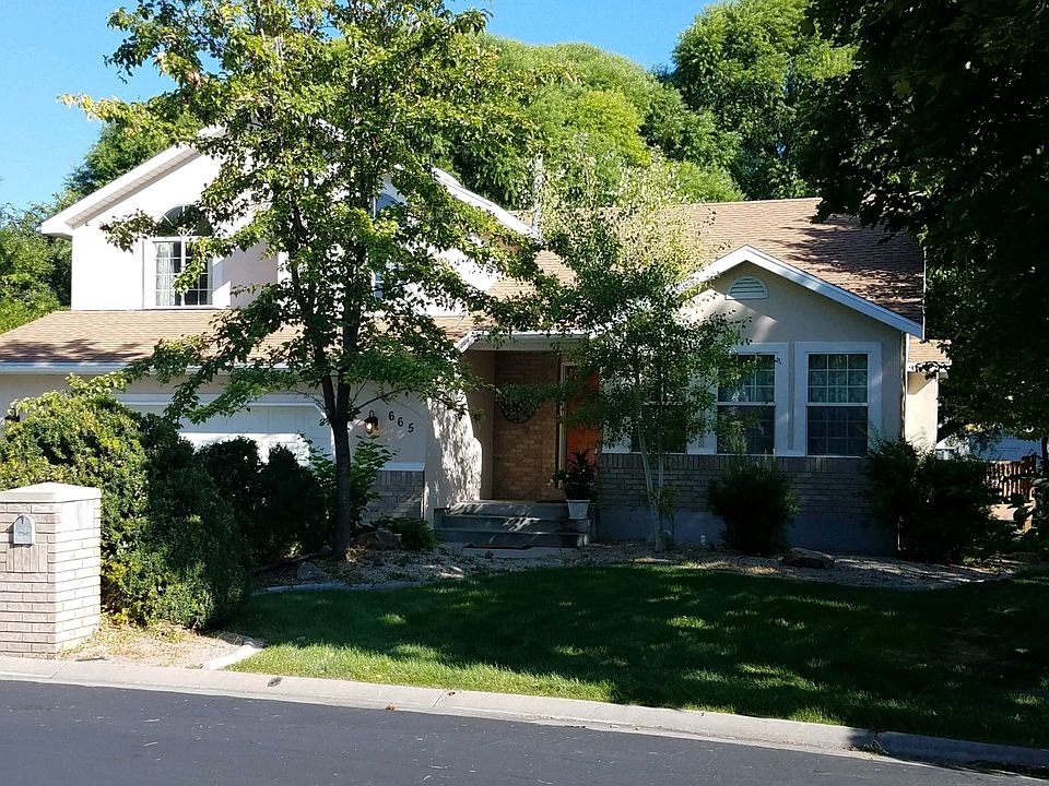 1st image of 665 Country Club Dr