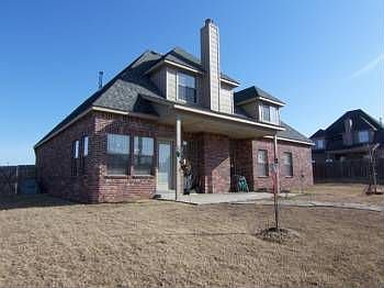 2nd image of 4023 W Roanoke Pl