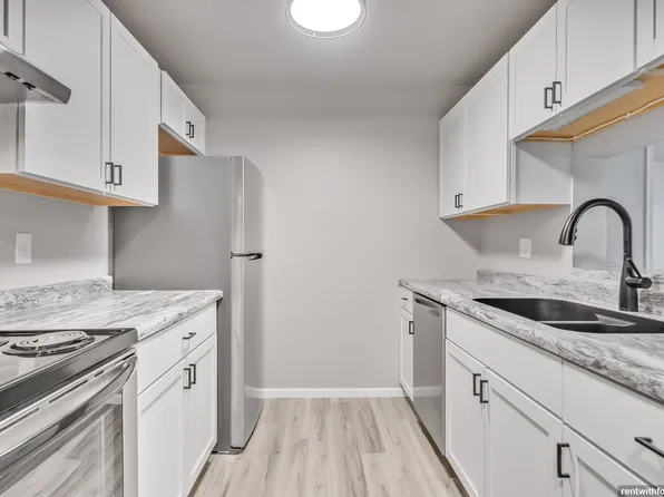 The Edge Community - 100 W. Walnut St.