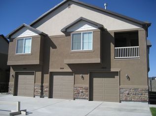 1045 W Castleton Dr, North Salt Lake, UT 84054