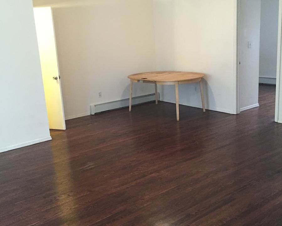 1st image of 13 Bedford Pl #2