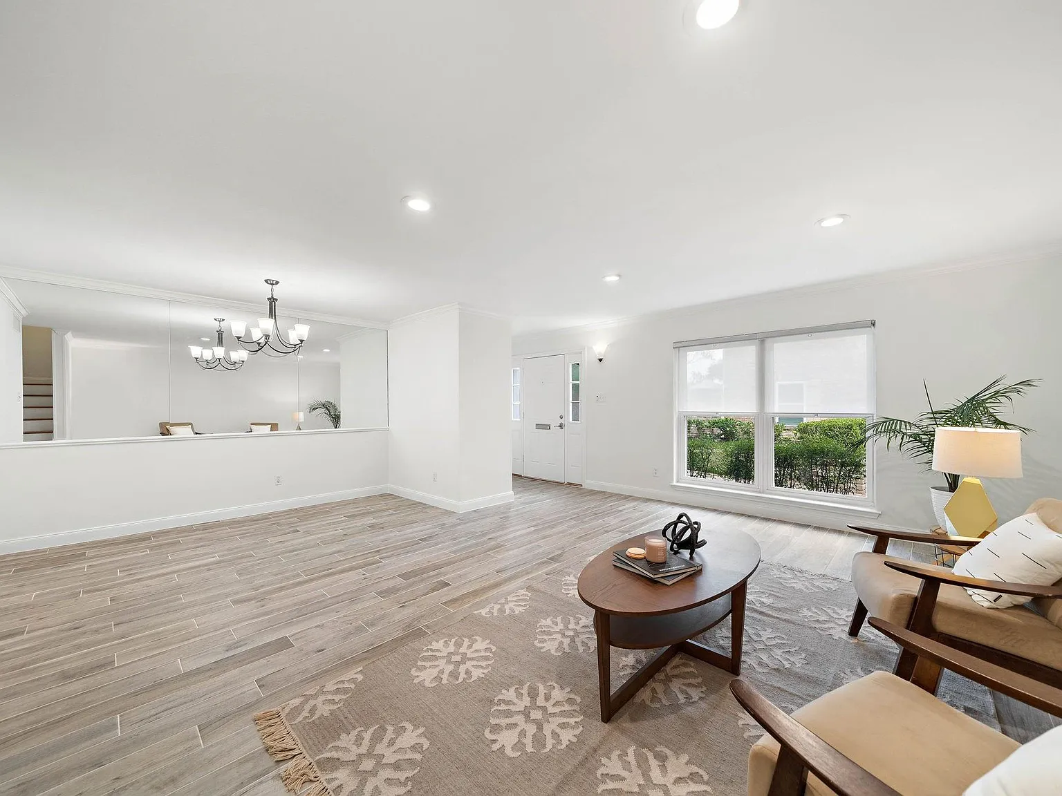 3 bed, 2.5 bath, 1804 sqft, $2,590 — Photo 4