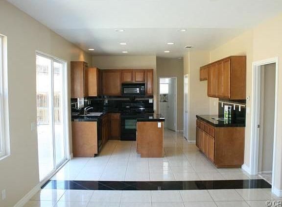 2nd image of 22418 Witchhazel Ave