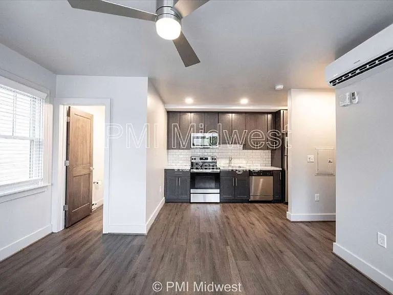 Priscilla Apartments — Photo 45