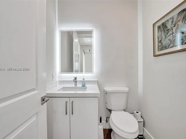 1617 NE 11th St #Townhouse 1 — Photo 13