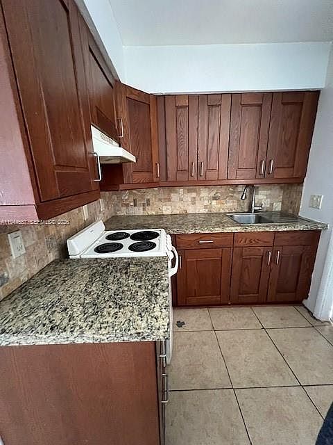 1st image of 413 SW 2nd Ave
