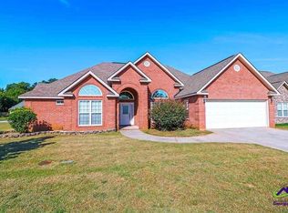 101 Tignor Ct, Centerville, GA 31028