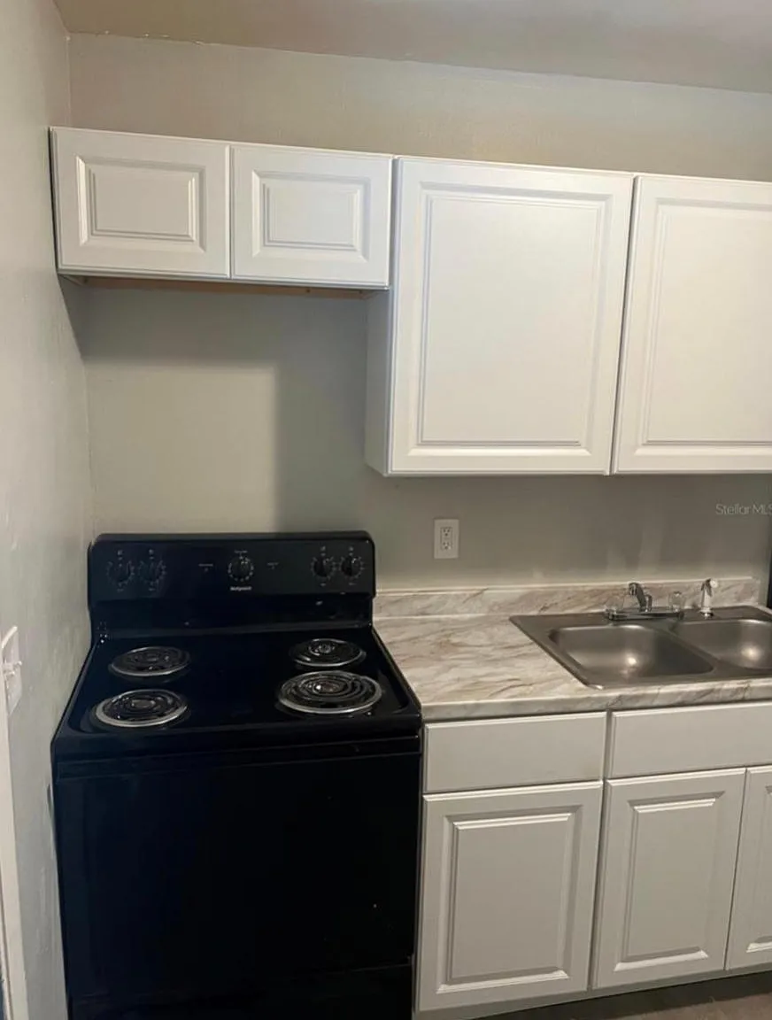 1 bed, 750 sqft, $1,900 — Photo 4