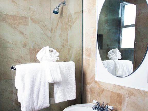 3rd image of 660 Ocean Dr #110