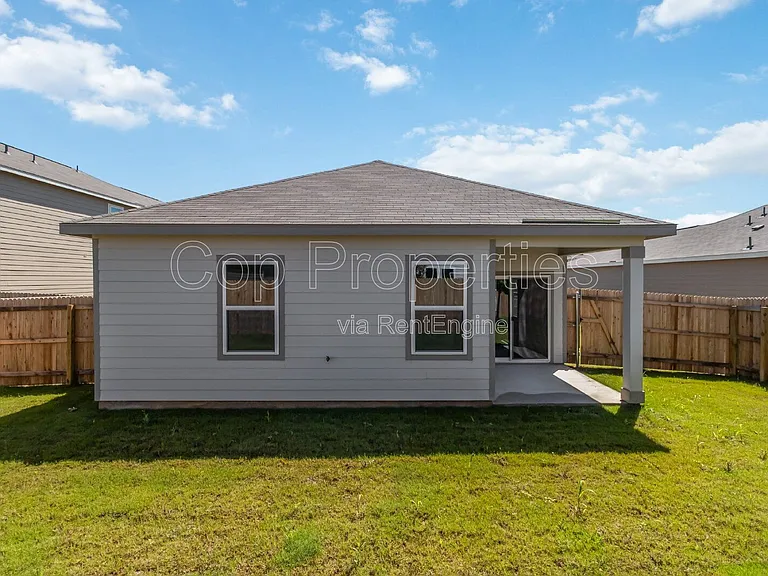 10219 Pine River Dr — Photo 33