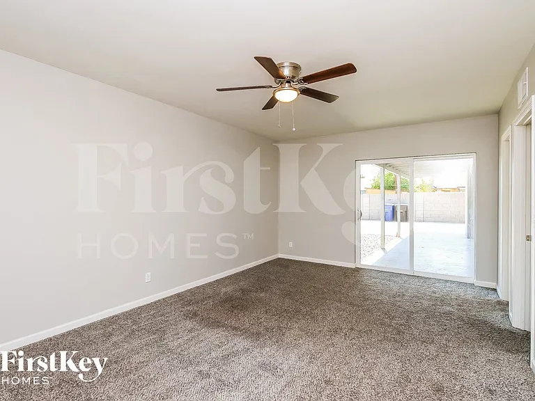 715 W Dublin St — Photo 7