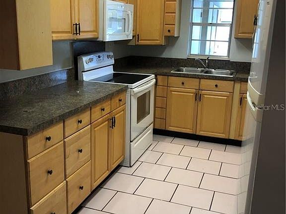 2nd image of 677 Melanie Ln #N/a
