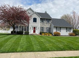 107 Chapel Ln, Ephrata, PA 17522