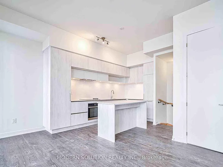 2 Steckley House Ln #925 — Photo 4