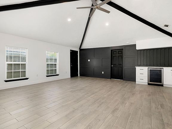 4th image of 6825 London St