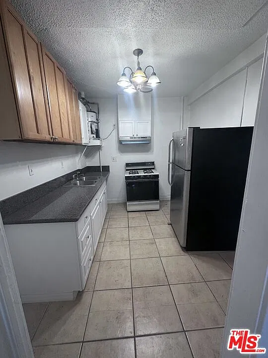 1 bed, 1.0 bath, $1,995 — Photo 2