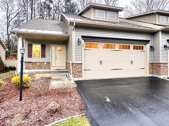 2nd image of 25 Canterbury Lane