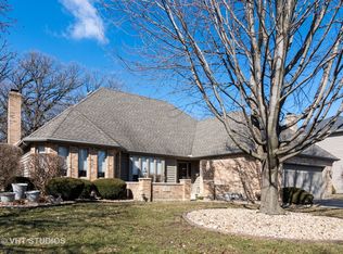 922 Willow Creek Rd, West Chicago, IL 60185