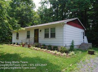 15 Evergreen Ln, Bluemont, VA 20135