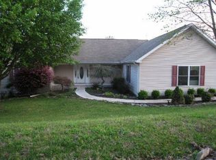 201 Shawnee Trce, Loudon, TN 37774