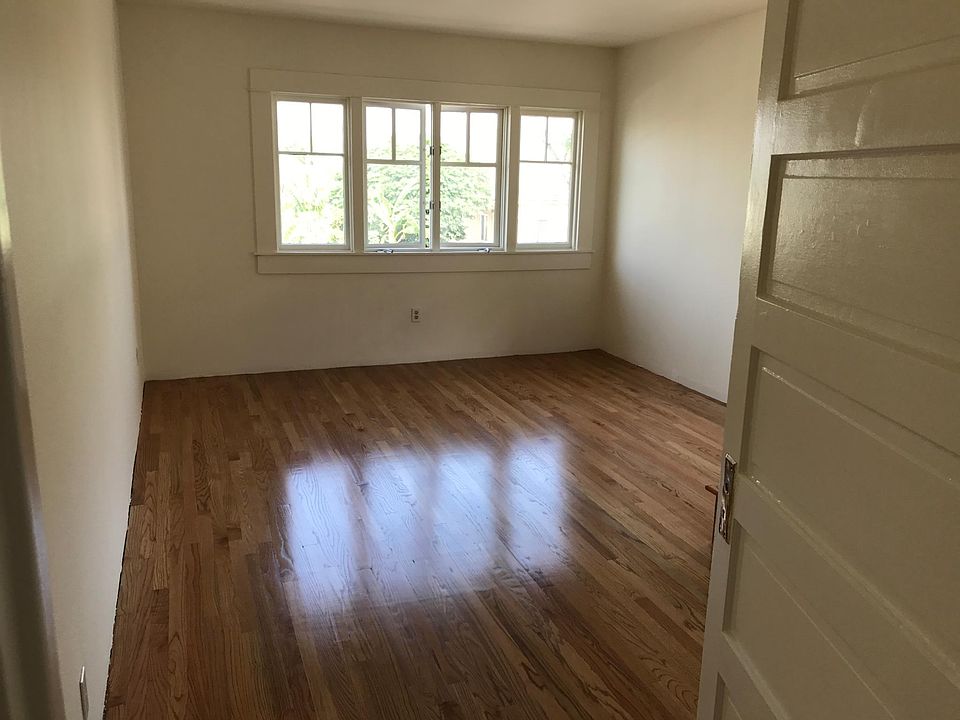 1st image of 2312 Hancock St