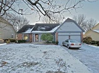 11446 Grant Dr, Overland Park, KS 66210