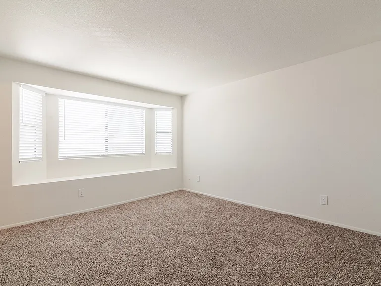 925 S Longmore #201 — Photo 16