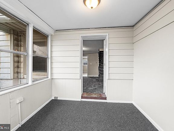 4th image of 7134 Radbourne Rd