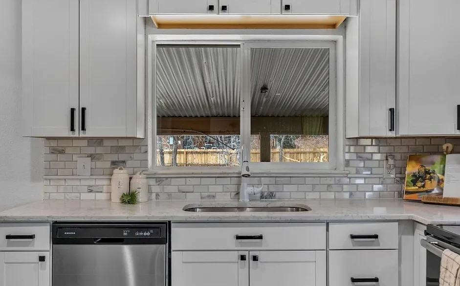 4855 Sheridan Blvd — Photo 3