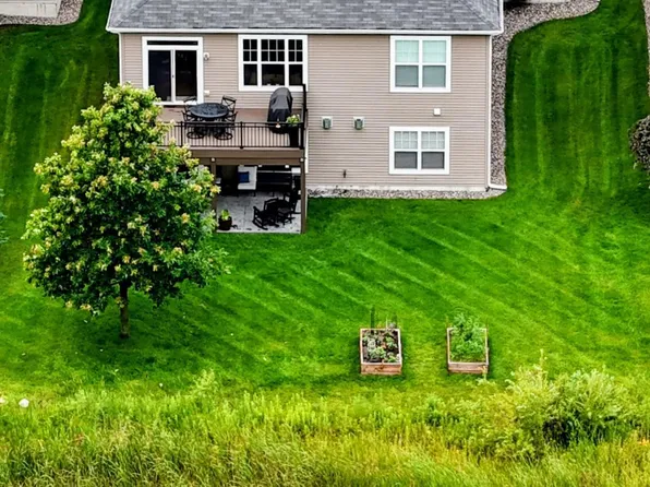 3721 Terra Vista Path, Chaska, MN 55318