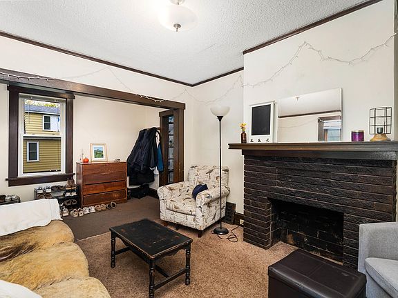 5th image of 1306 E 11th St