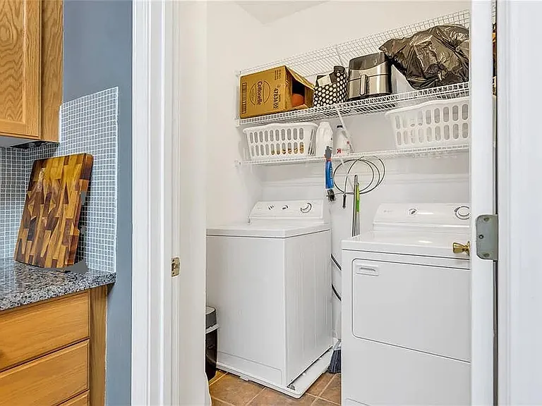 110 Spring Heights Ln SE #110 — Photo 18
