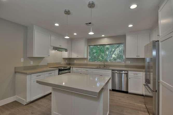 1st image of 600 Pennsylvania Ave Unit 33
