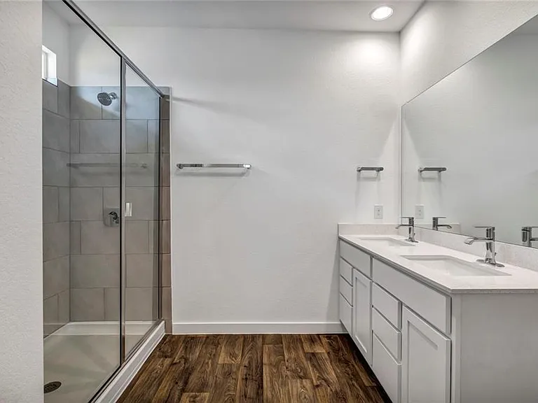 14307 Macquarie Dr — Photo 21