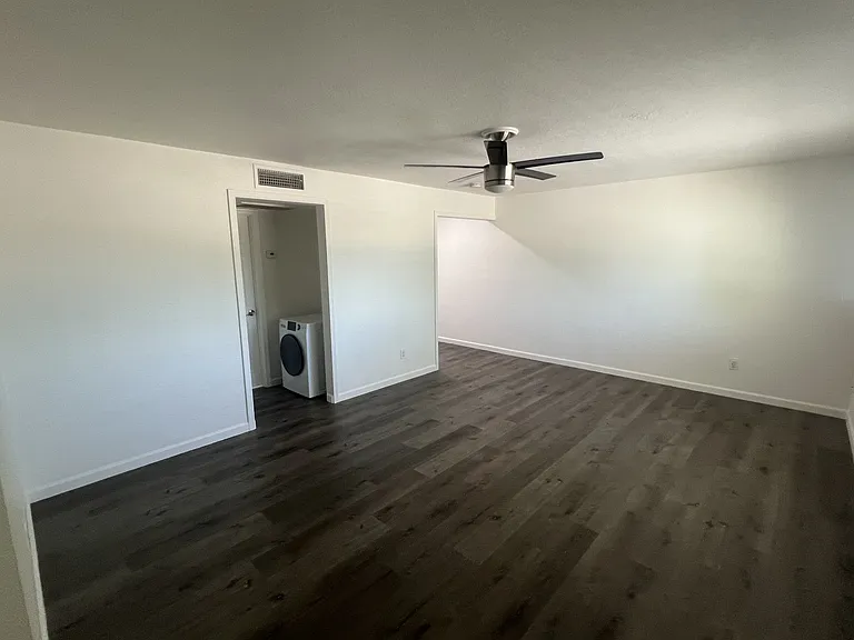 1325 N 48th St #2 — Photo 18