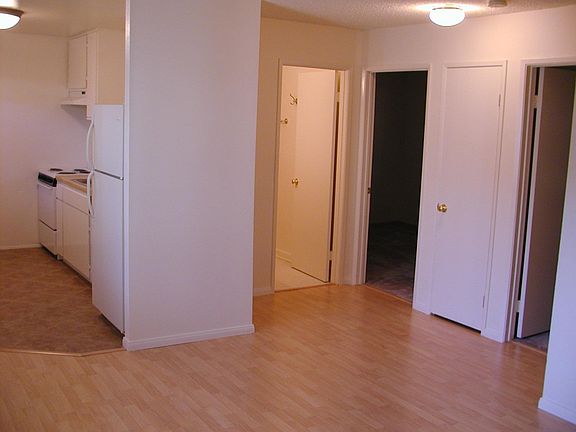 3rd image of 4359 Florida St APT 2