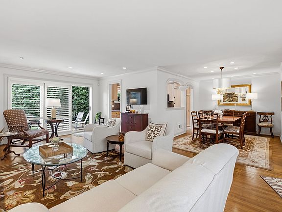 2nd image of 1719 Wildberry Dr Unit D